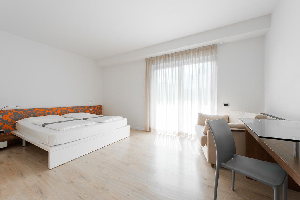 Sporthotel Villa Stella 토르볼레 외부 사진